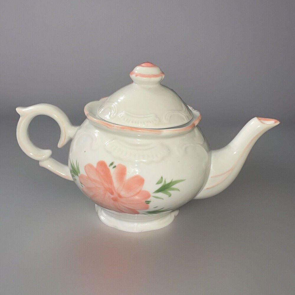 Vintage✨Pink Floral tea pot, hand painted MADE IN CHINA‎ *Great condition* - Picture 3 of 6